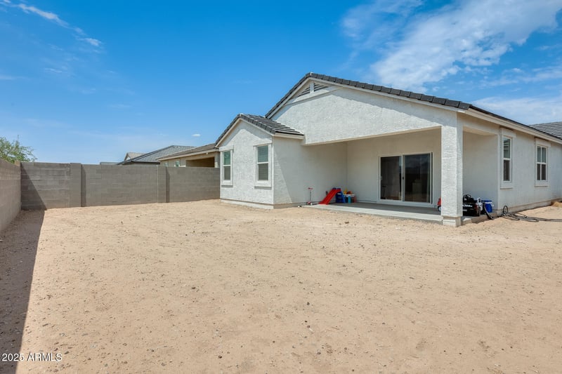 10333 Sonrisas St, Tolleson, AZ 85353