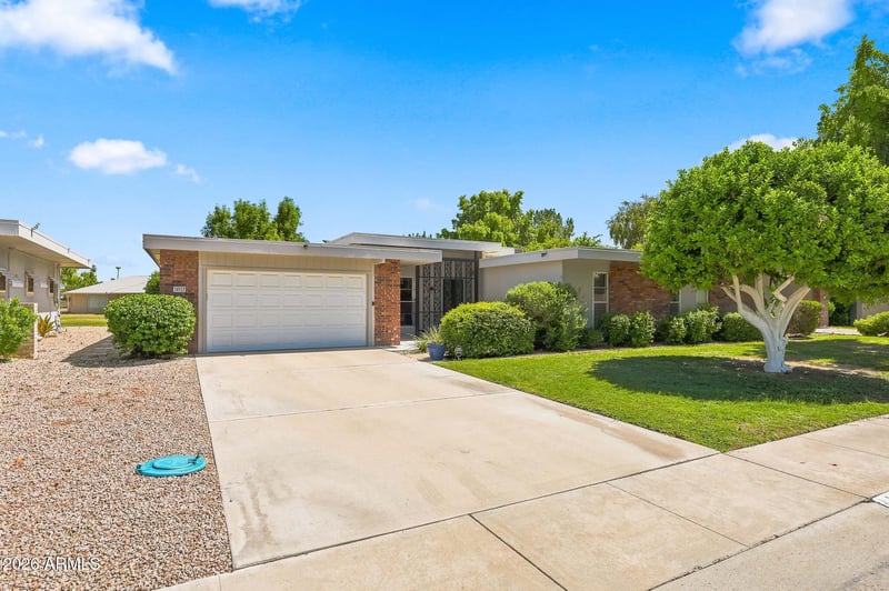 10333 Highwood Ln, Sun City, AZ 85373