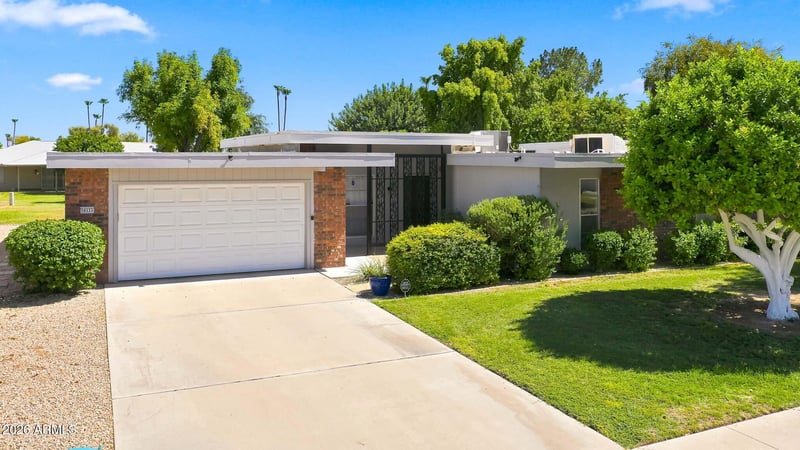 10333 Highwood Ln, Sun City, AZ 85373
