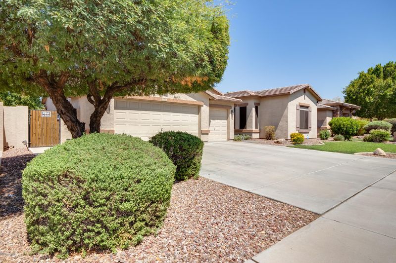10334 E Laguna Azul Ave, Mesa, AZ 85209