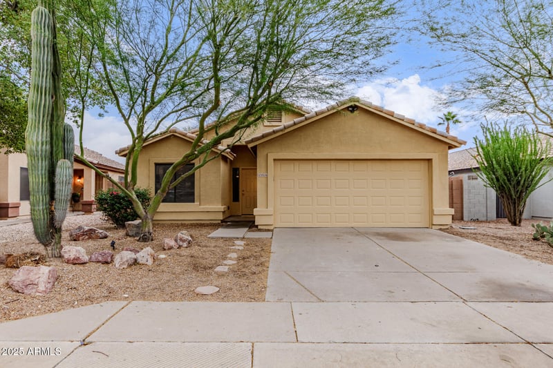 10336 Crescent Ave, Mesa, AZ 85208