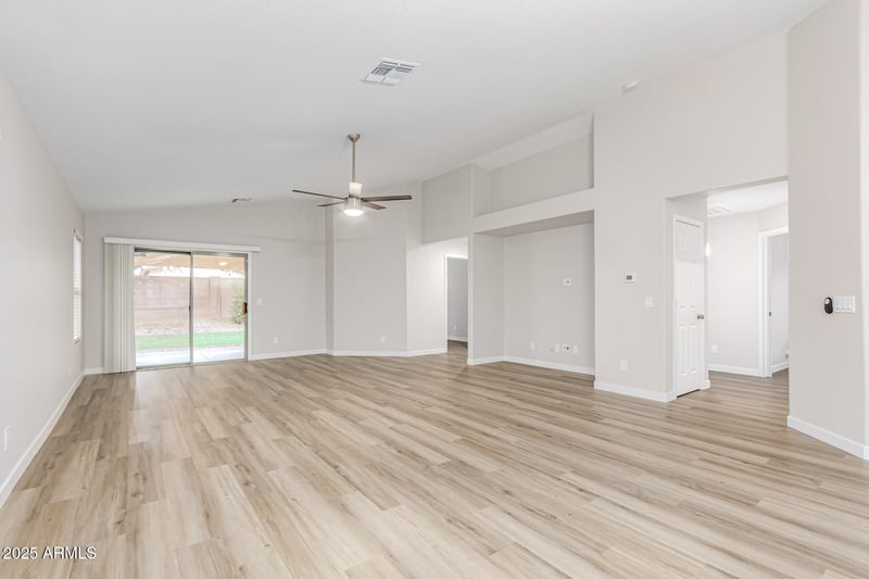 10336 Crescent Ave, Mesa, AZ 85208