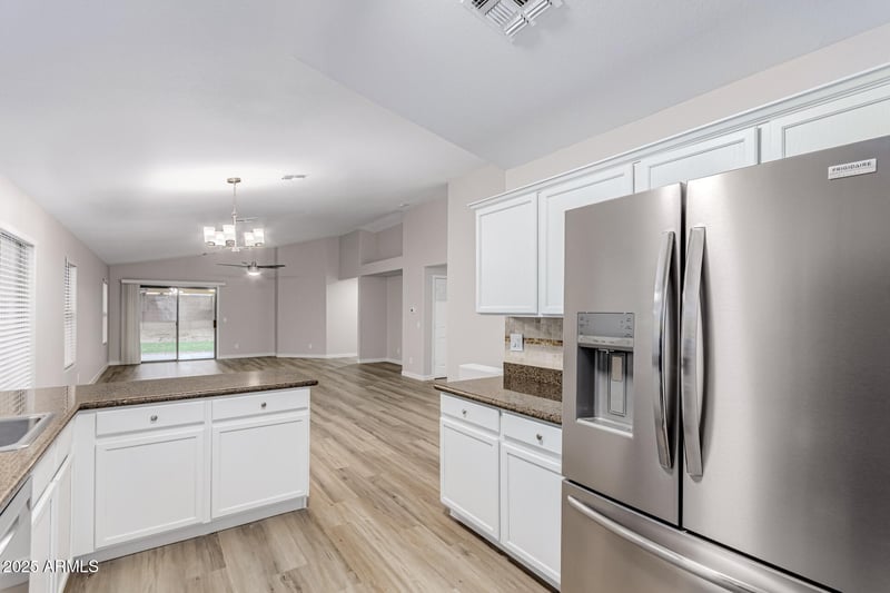 10336 Crescent Ave, Mesa, AZ 85208