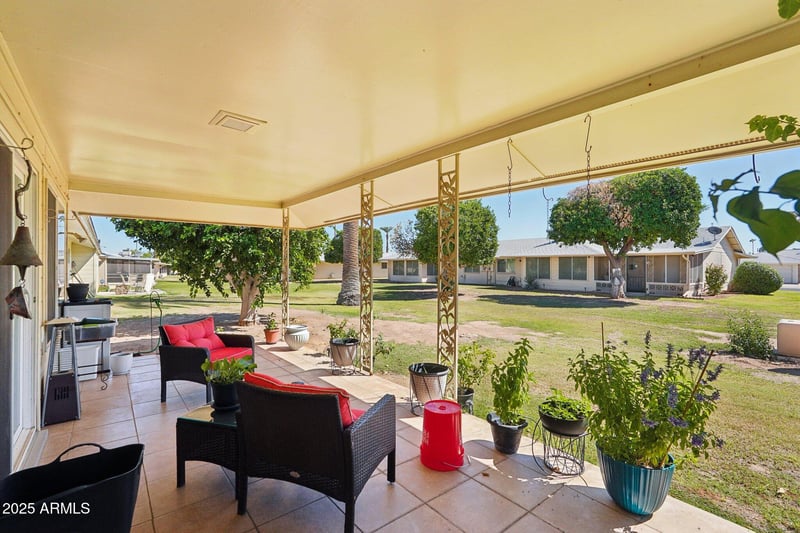 10339 Kingswood Cir, Sun City, AZ 85351