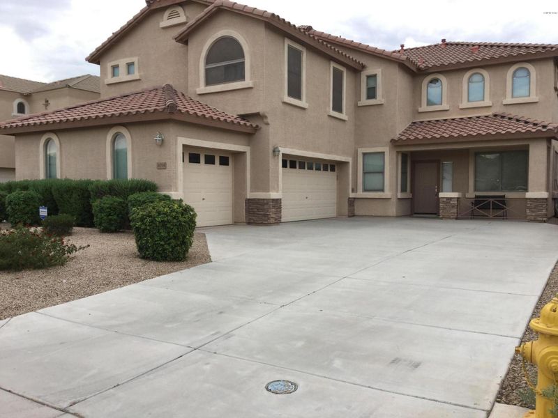 1034 E Penny Ln, San Tan Valley, AZ 85140