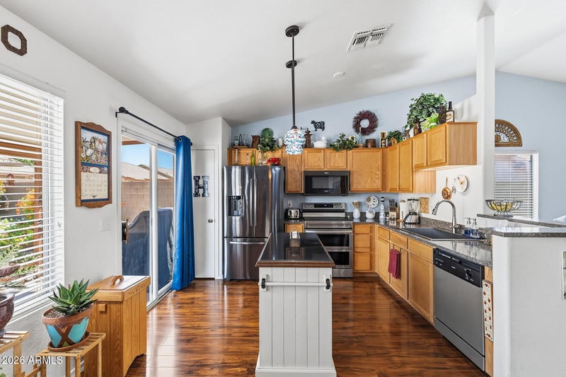 1034 13th Ave, Apache Junction, AZ 85120
