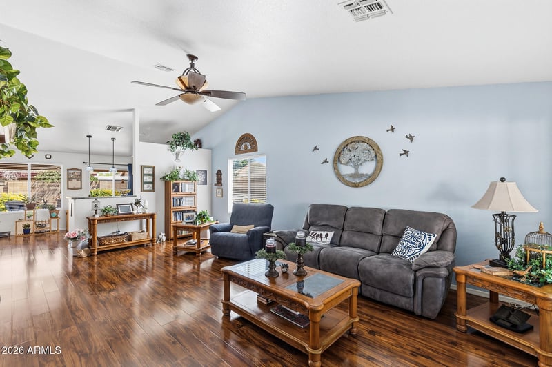1034 13th Ave, Apache Junction, AZ 85120