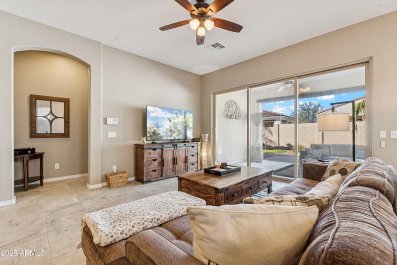 10342 Talameer Ave, Mesa, AZ 85212