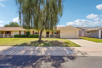 10343 W Prairie Hills Cir, Sun City, AZ 85351