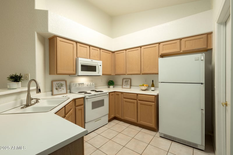 10344 Burnett Rd, Peoria, AZ 85382