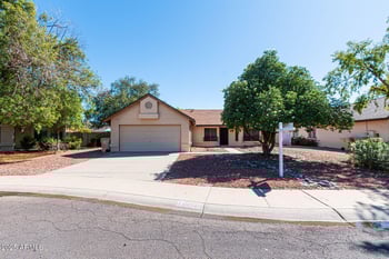 10345 62nd Ave, Glendale, AZ 85302