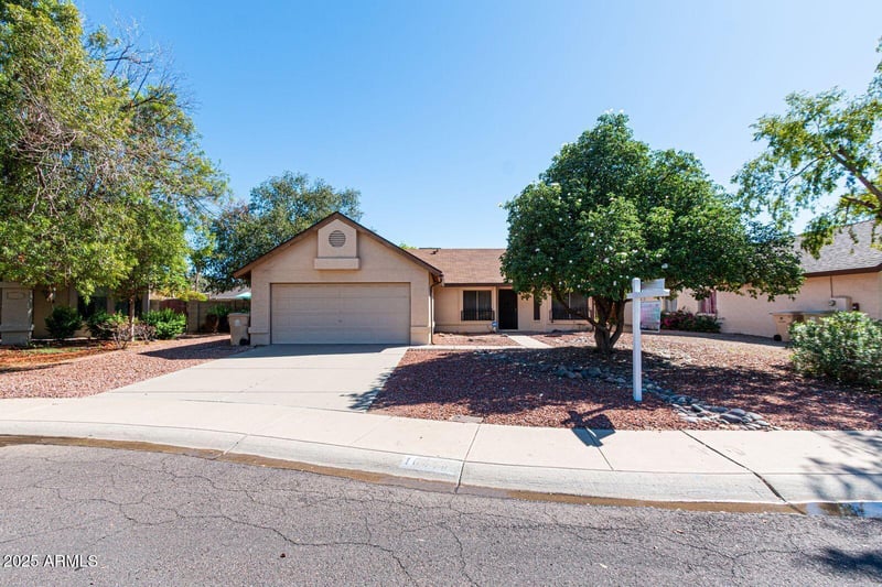 10345 62nd Ave, Glendale, AZ 85302