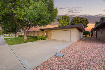 10345 Garnette Dr, Sun City, AZ 85373