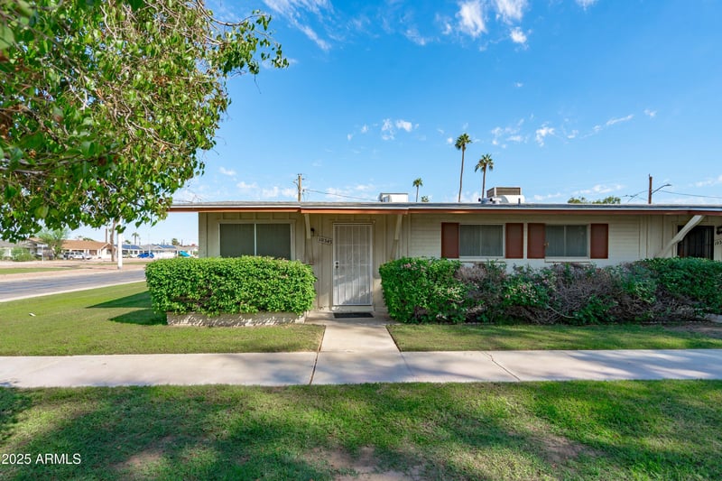 10345 Peoria Ave, Sun City, AZ 85351