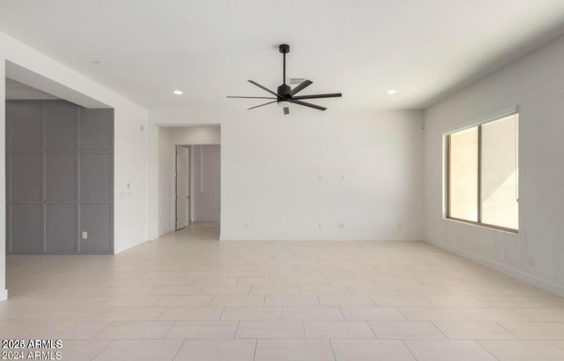 10345 Thatcher Ave, Mesa, AZ 85212