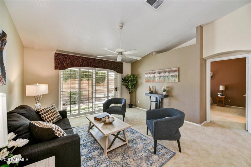 10347 Mohawk Ln, Peoria, AZ 85382