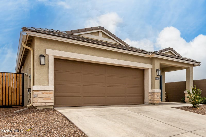 10347 Saguaro Dr, Apache Junction, AZ 85120