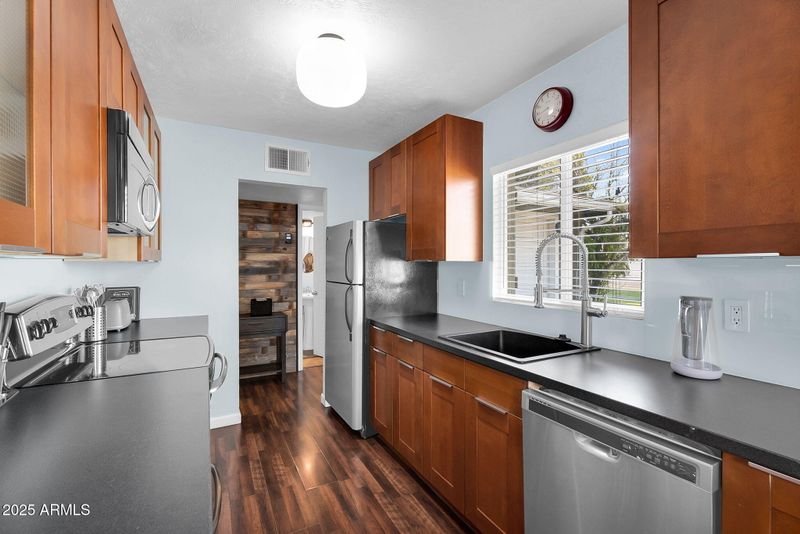 1035 E Pierson St, Phoenix, AZ 85014