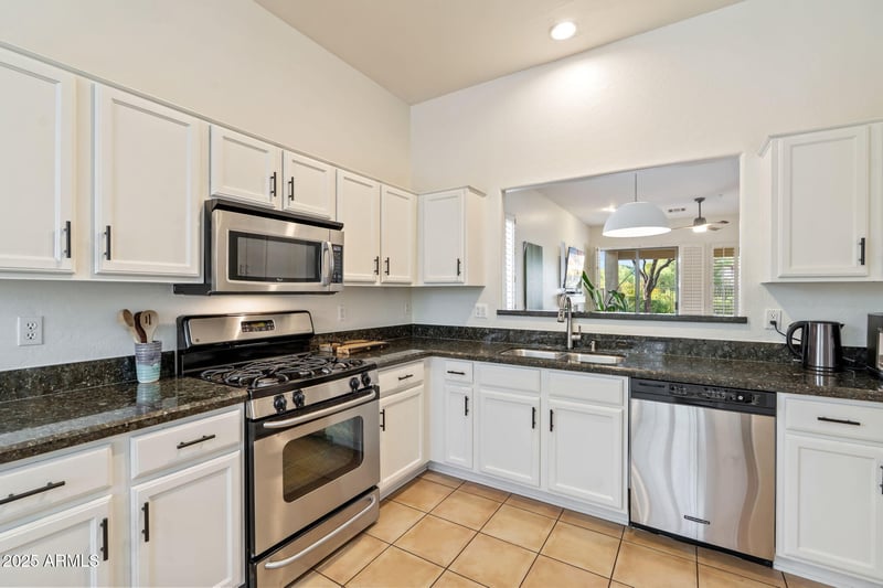 10350 Tierra Buena Ln, Scottsdale, AZ 85255