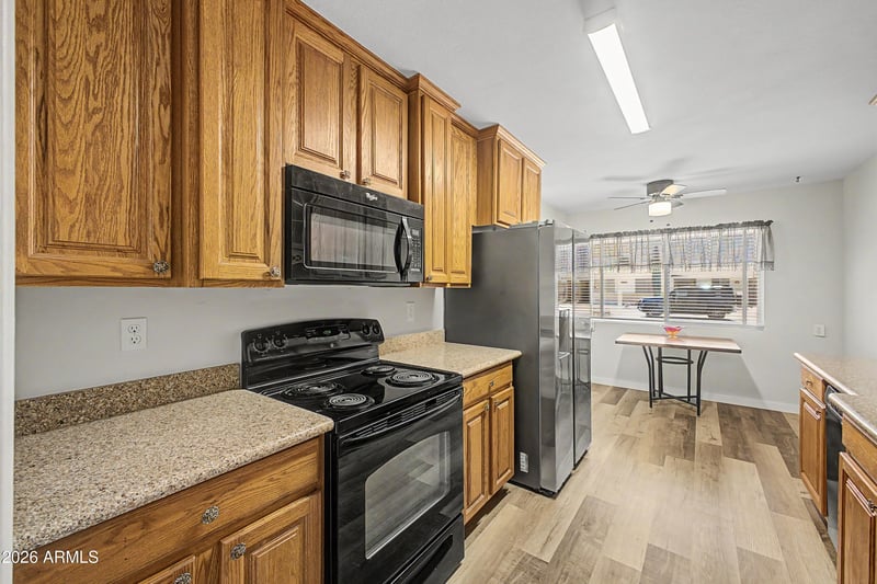 10350 W Caron Dr, Sun City, AZ 85351