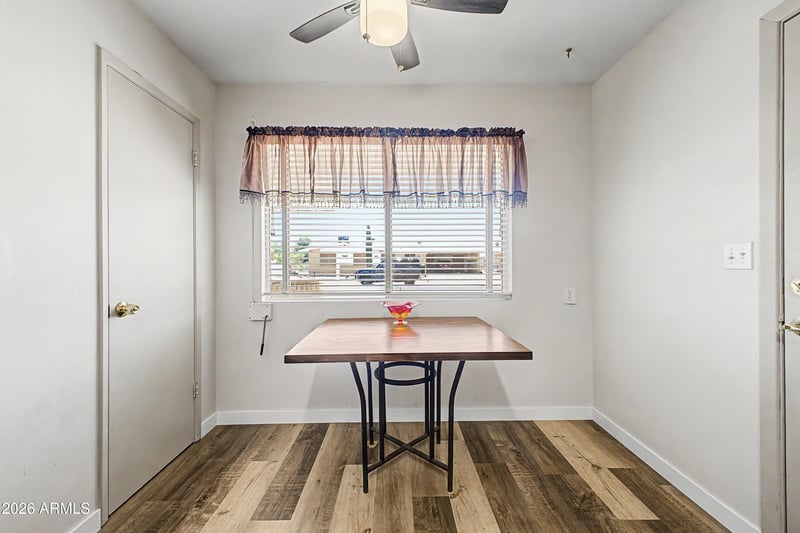 10350 W Caron Dr, Sun City, AZ 85351