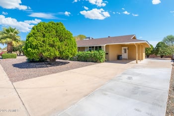 10351 Pinehurst Dr, Sun City, AZ 85351