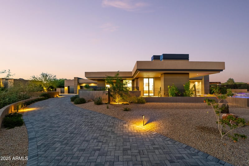 10354 Celestial Dr, Scottsdale, AZ 85262
