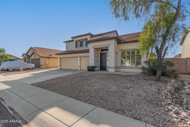 10355 Willow Ln, Avondale, AZ 85392