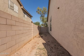 10355 Willow Ln, Avondale, AZ 85392