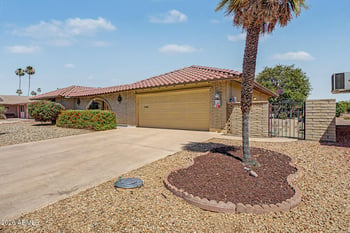 10357 Cameo Dr, Sun City, AZ 85351