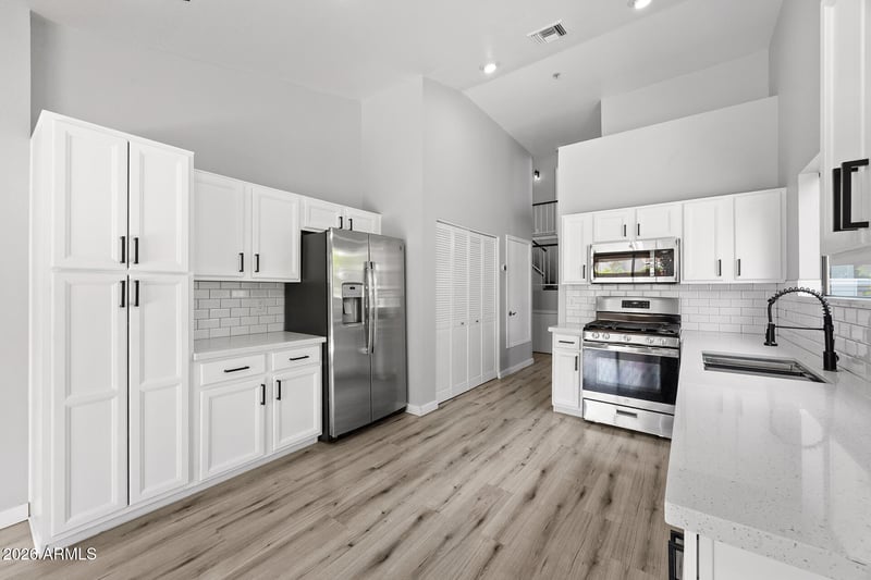 10359 E Davenport Dr, Scottsdale, AZ 85260