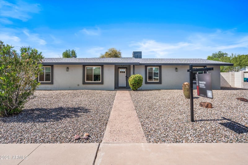 1036 Fairfield St, Mesa, AZ 85203