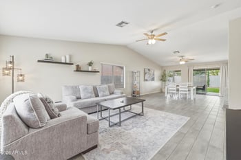 1036 93rd St, Mesa, AZ 85207