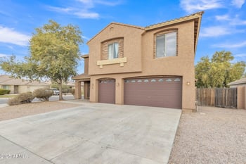 1036 Oak Rd, San Tan Valley, AZ 85140