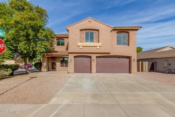1036 Oak Rd, San Tan Valley, AZ 85140