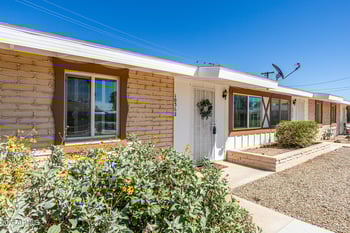 10362 Oakmont Dr, Sun City, AZ 85351