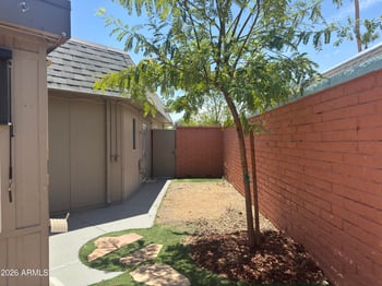 10362 Loma Blanca Dr, Sun City, AZ 85351