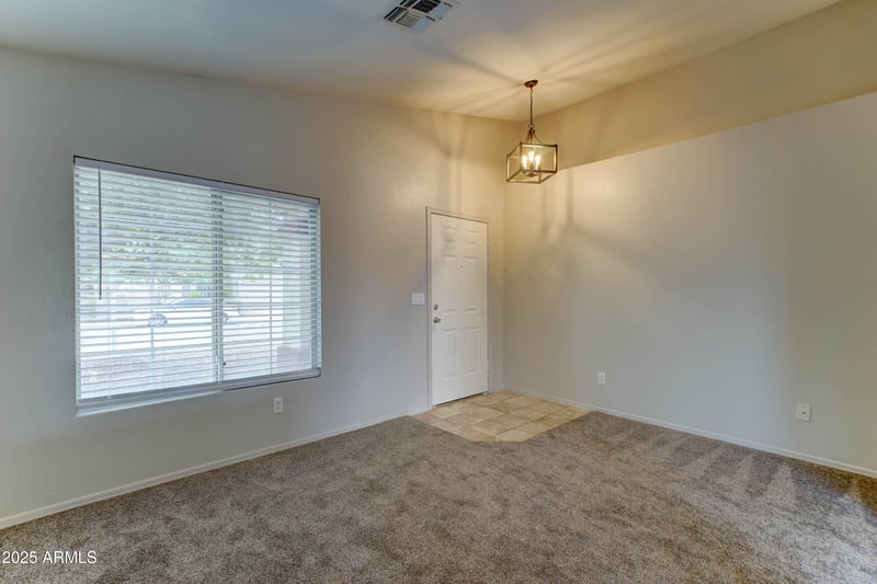 10364 Emerald Ave, Mesa, AZ 85208