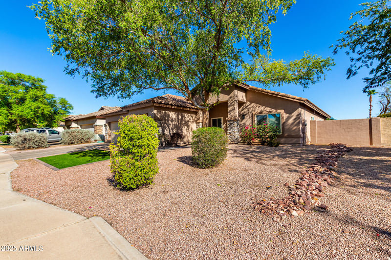 10365 Edgewood Ave, Mesa, AZ 85208