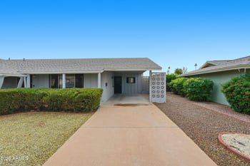 10365 Pinehurst Dr, Sun City, AZ 85351