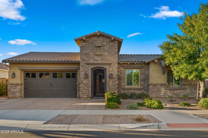 10366 Aperture Ave, Mesa, AZ 85212