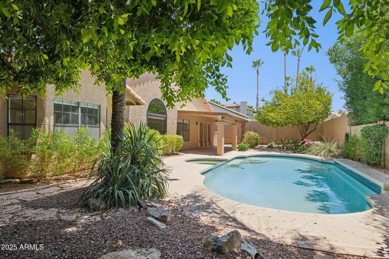 10367 Wood Dr, Scottsdale, AZ 85260