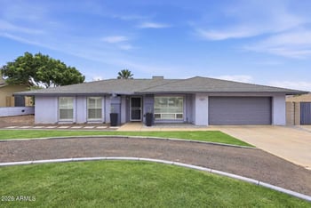 1037 Acoma Dr, Phoenix, AZ 85022