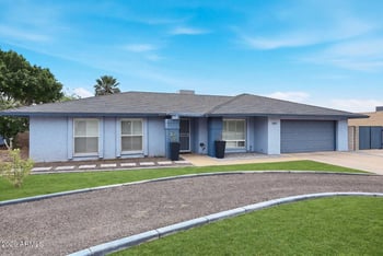 1037 E Acoma Dr, Phoenix, AZ 85022