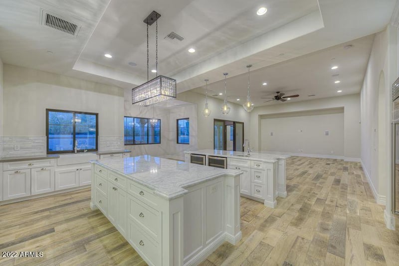 10372 E White Feather Ln, Scottsdale, AZ 85262