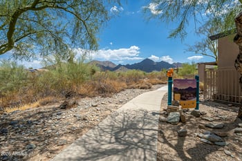 10373 Penstamin Dr, Scottsdale, AZ 85259