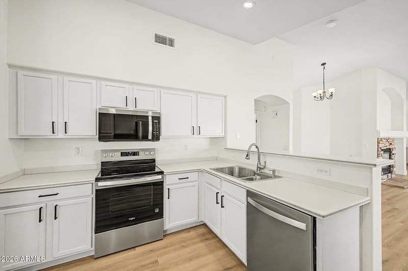 10376 W Tonopah Dr, Peoria, AZ 85382