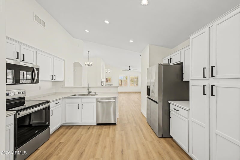 10376 W Tonopah Dr, Peoria, AZ 85382