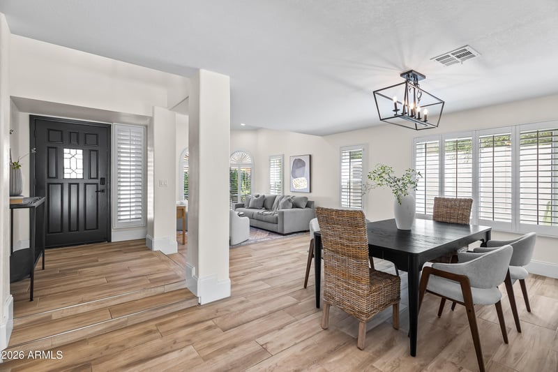 10377 E Wood Dr, Scottsdale, AZ 85260
