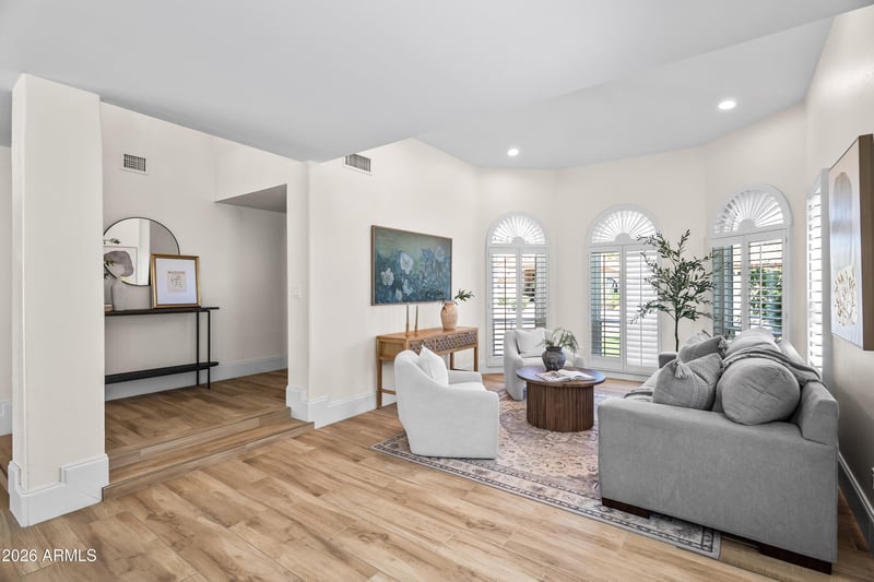 10377 E Wood Dr, Scottsdale, AZ 85260